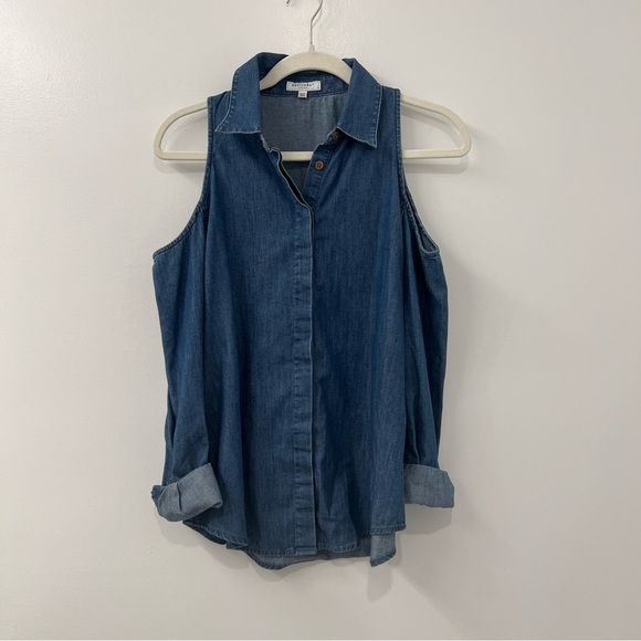 Equipment Button Down - Picture 1 of 5